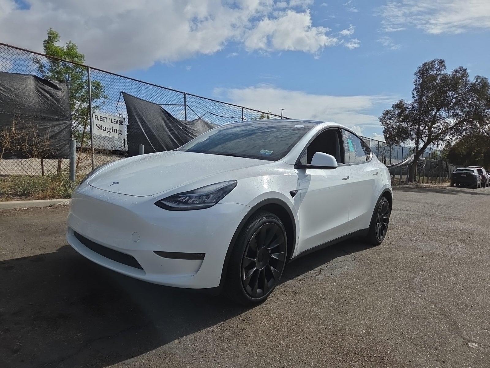 2023 Tesla Model Y Long Range Dual Motor All-Wheel Drive's photo