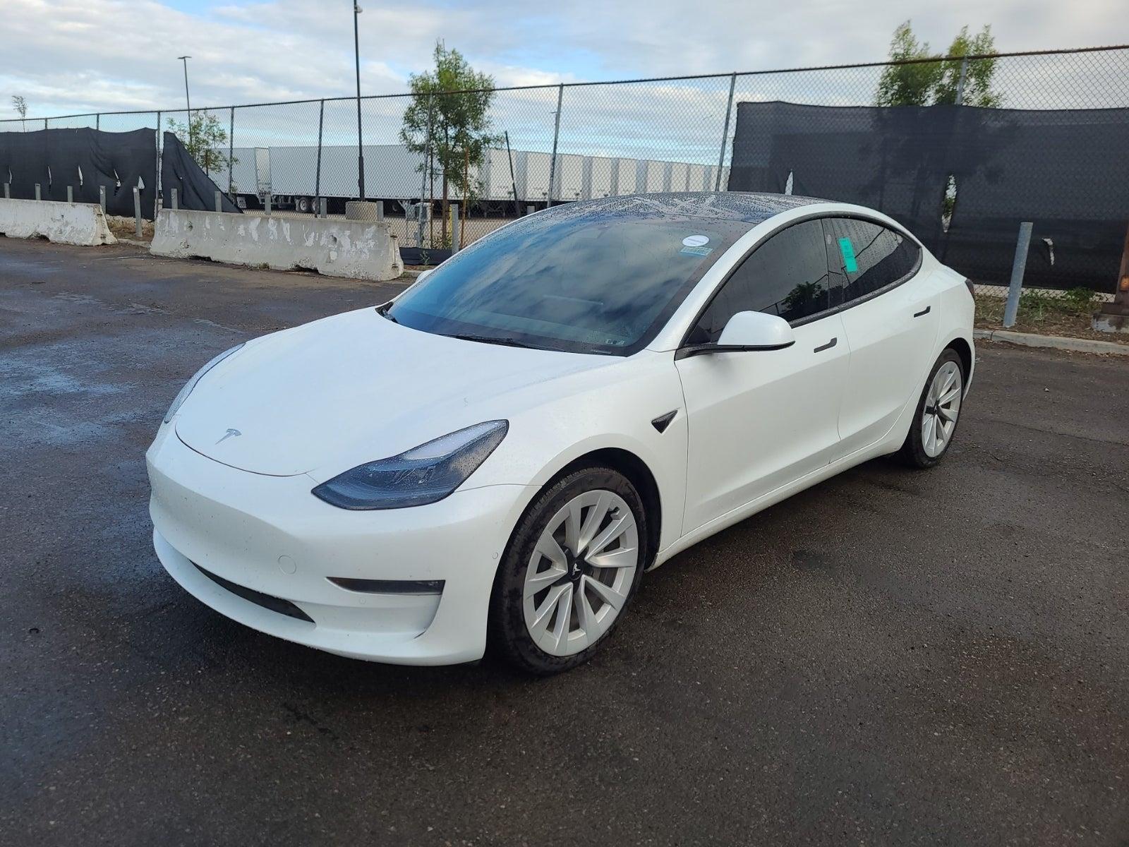 2022 Tesla Model 3's photo