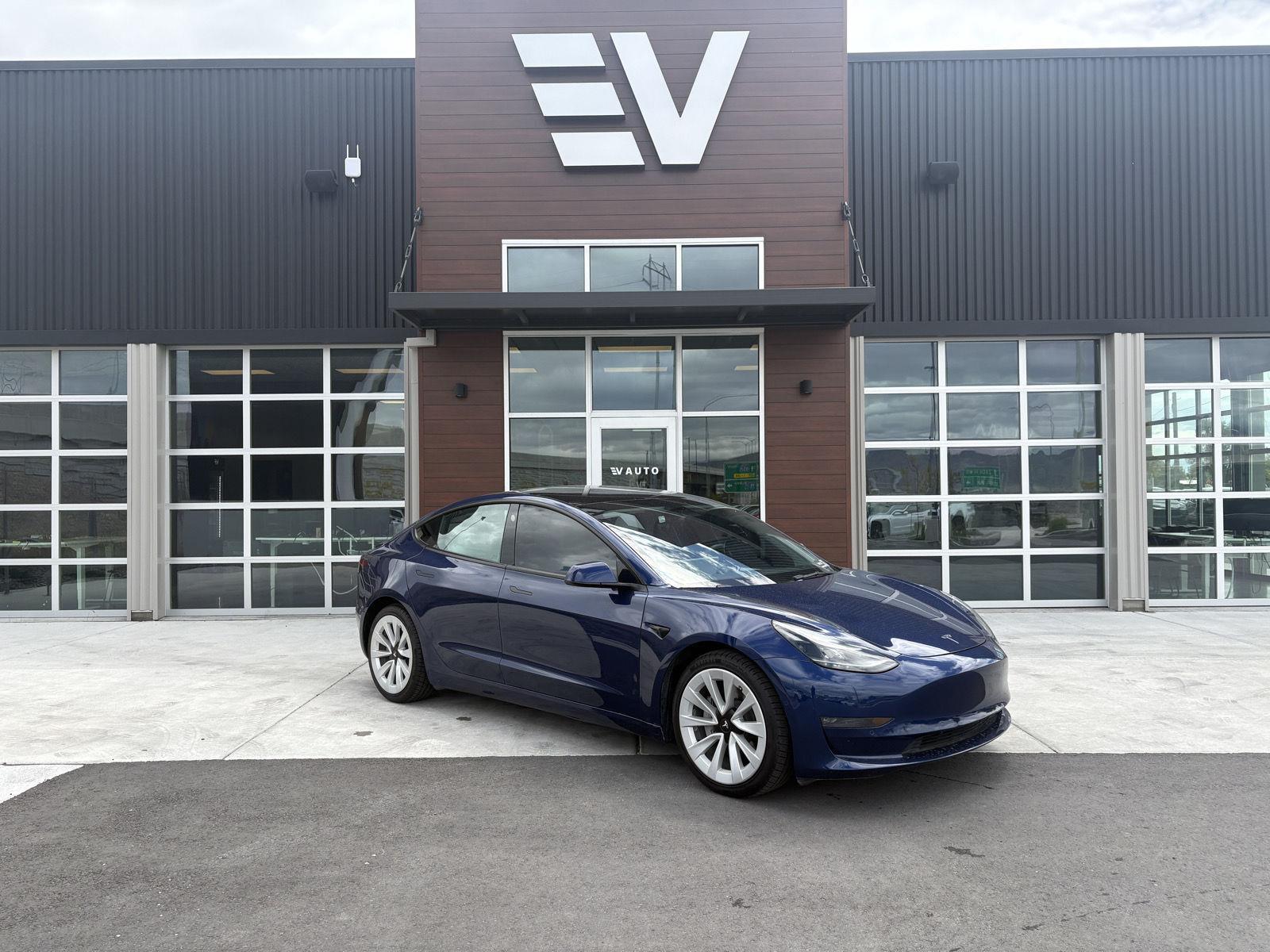 2022 Tesla Model 3 Long Range Dual Motor All-Wheel Drive's photo