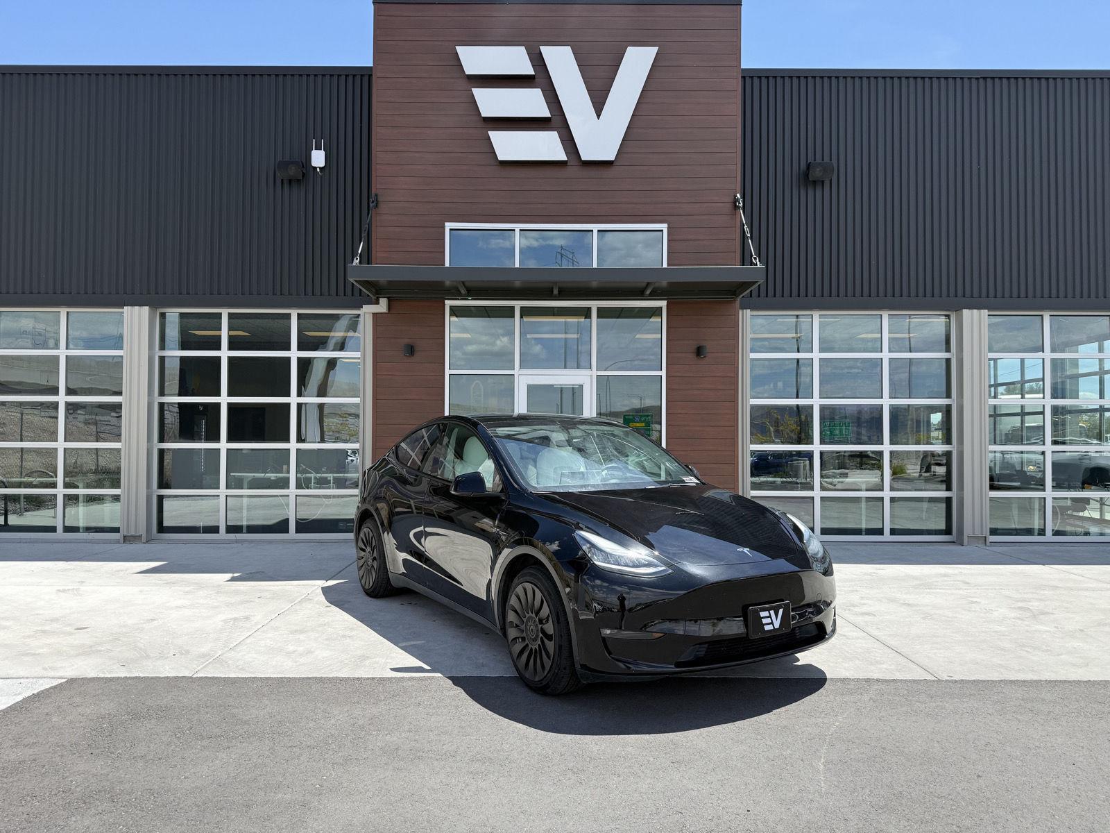 2021 Tesla Model Y Long Range Dual Motor All-Wheel Drive's photo