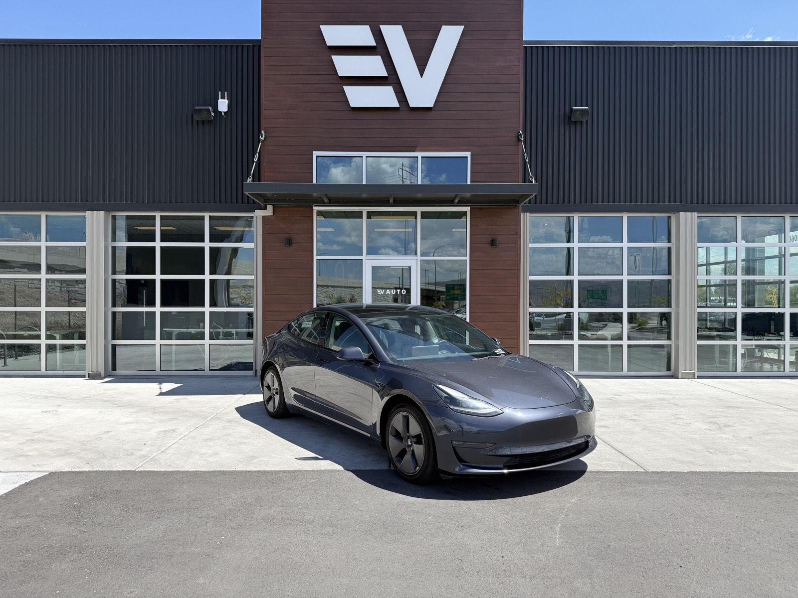 2022 Tesla Model 3 Long Range Dual Motor All-Wheel Drive's photo