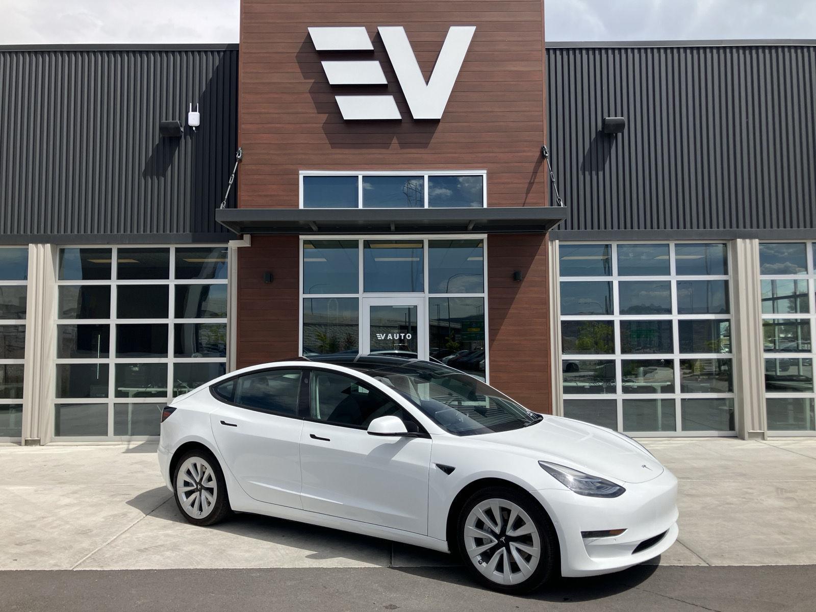 2022 Tesla Model 3 Long Range Dual Motor All-Wheel Drive's photo
