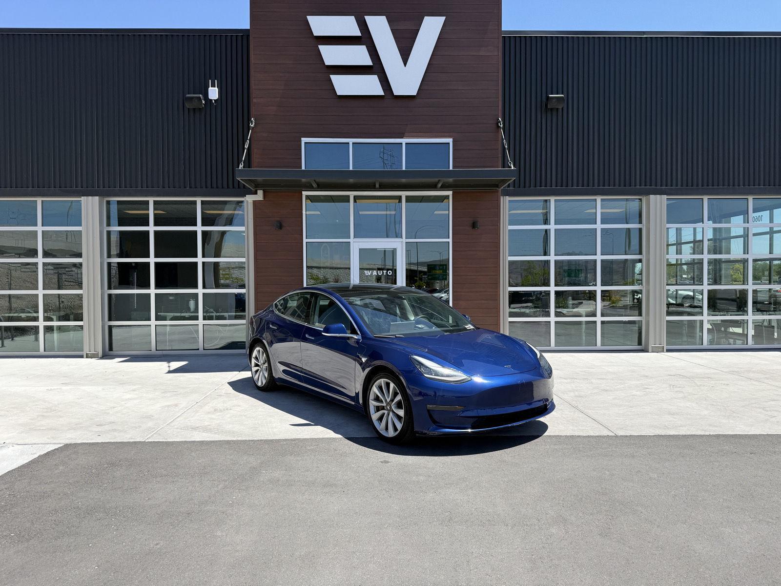 2020 Tesla Model 3 Long Range Dual Motor All-Wheel Drive's photo