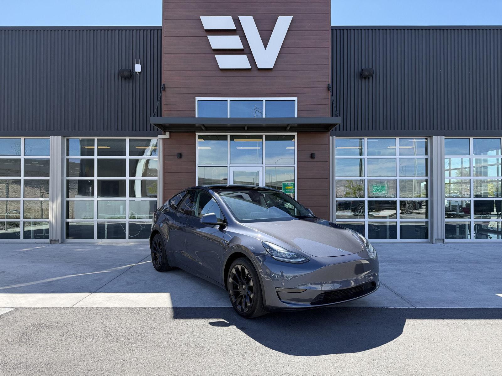 2020 Tesla Model Y Long Range Dual Motor All-Wheel Drive's photo
