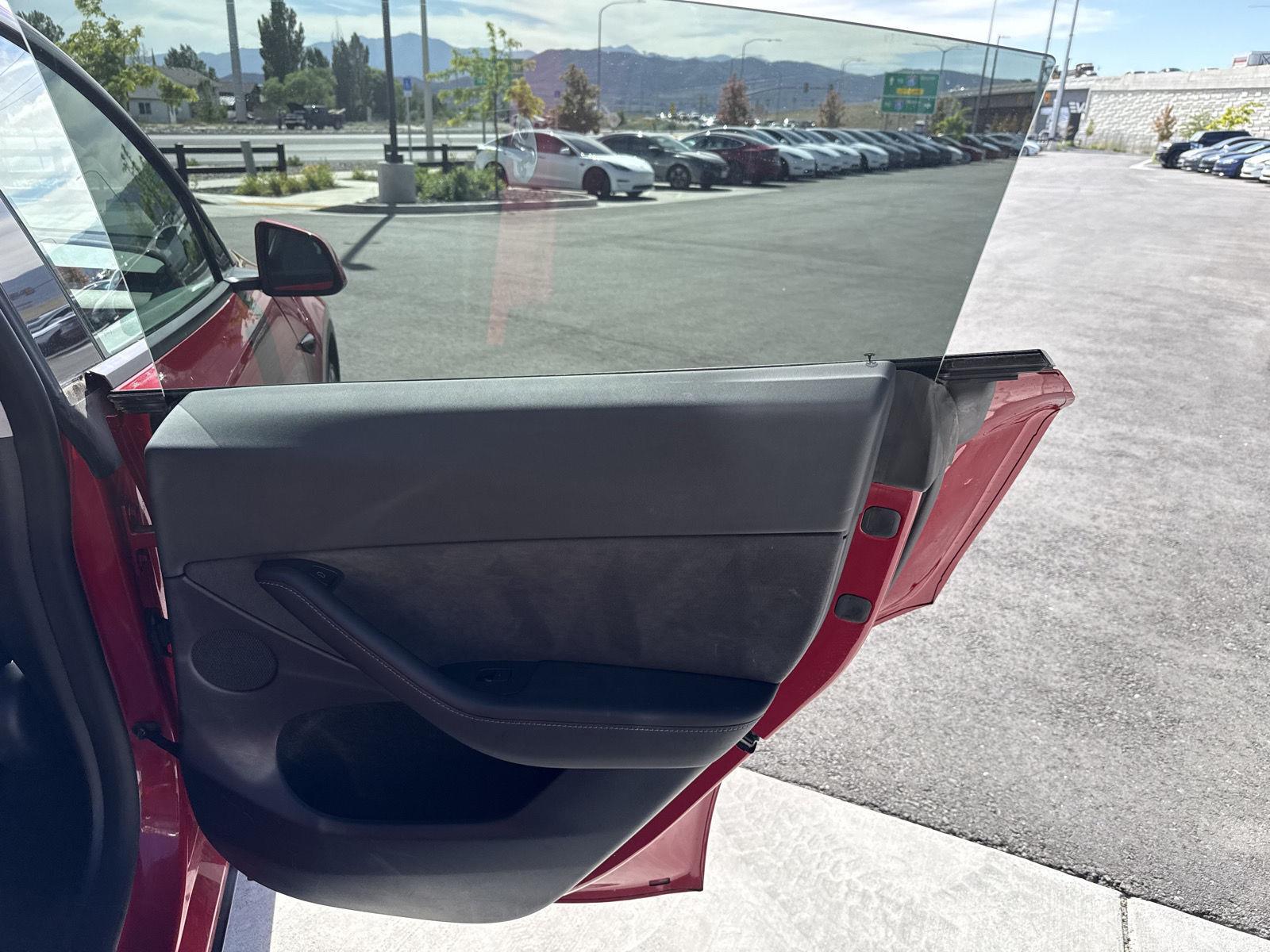 2023 Tesla Model Y Performance - Photo 18
