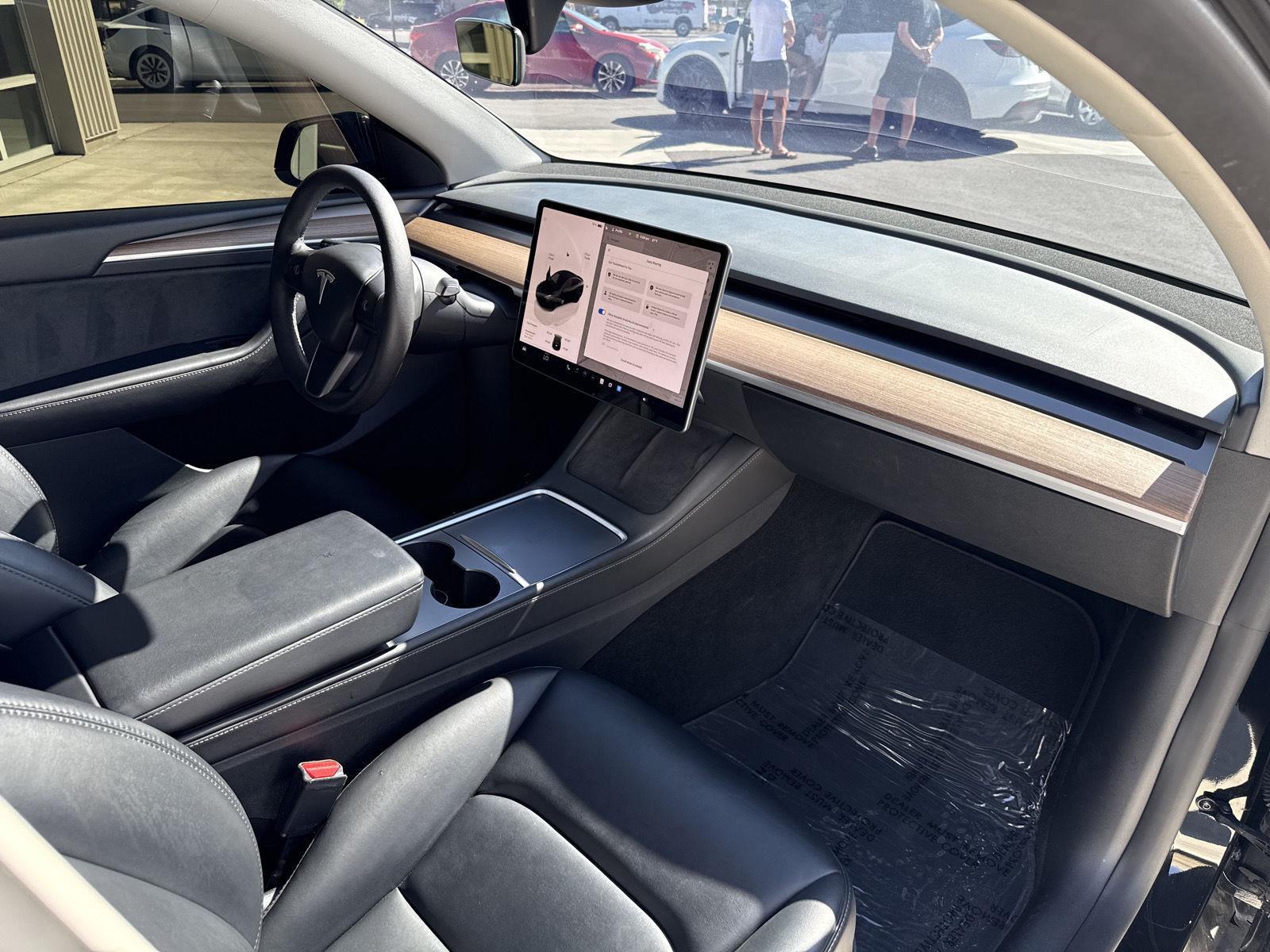 2023 Tesla Model Y Performance - Photo 23