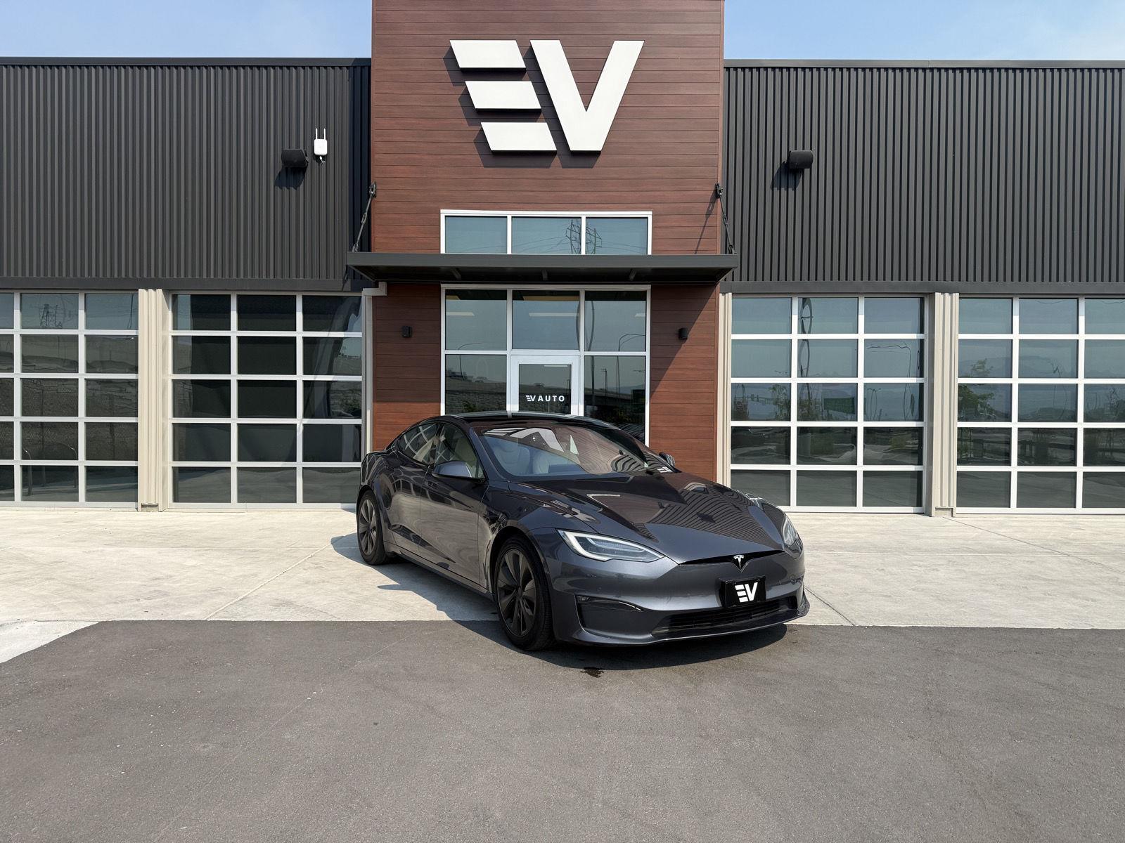 2022 Tesla Model S -'s photo