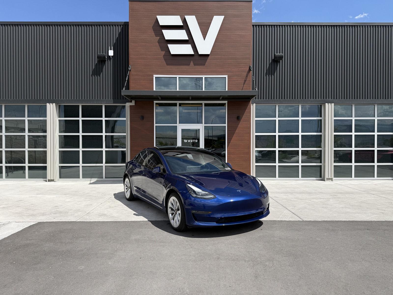 2022 Tesla Model 3 Long Range Dual Motor All-Wheel Drive's photo
