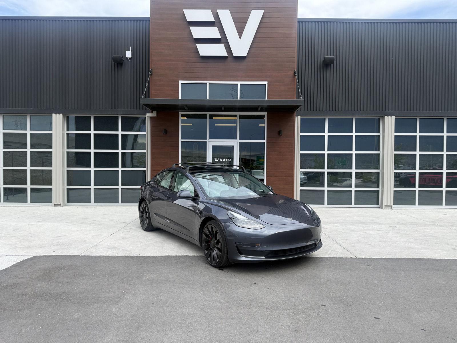 2023 Tesla Model 3 Performance's photo