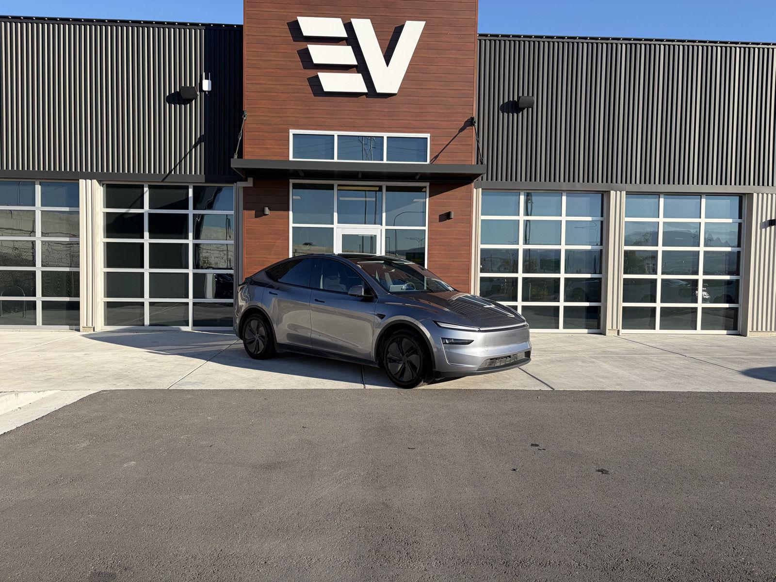 2026 Tesla Model Y Premium