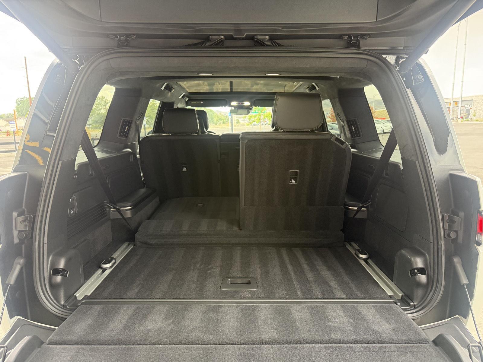 2023 Rivian R1S Adventure - Photo 18
