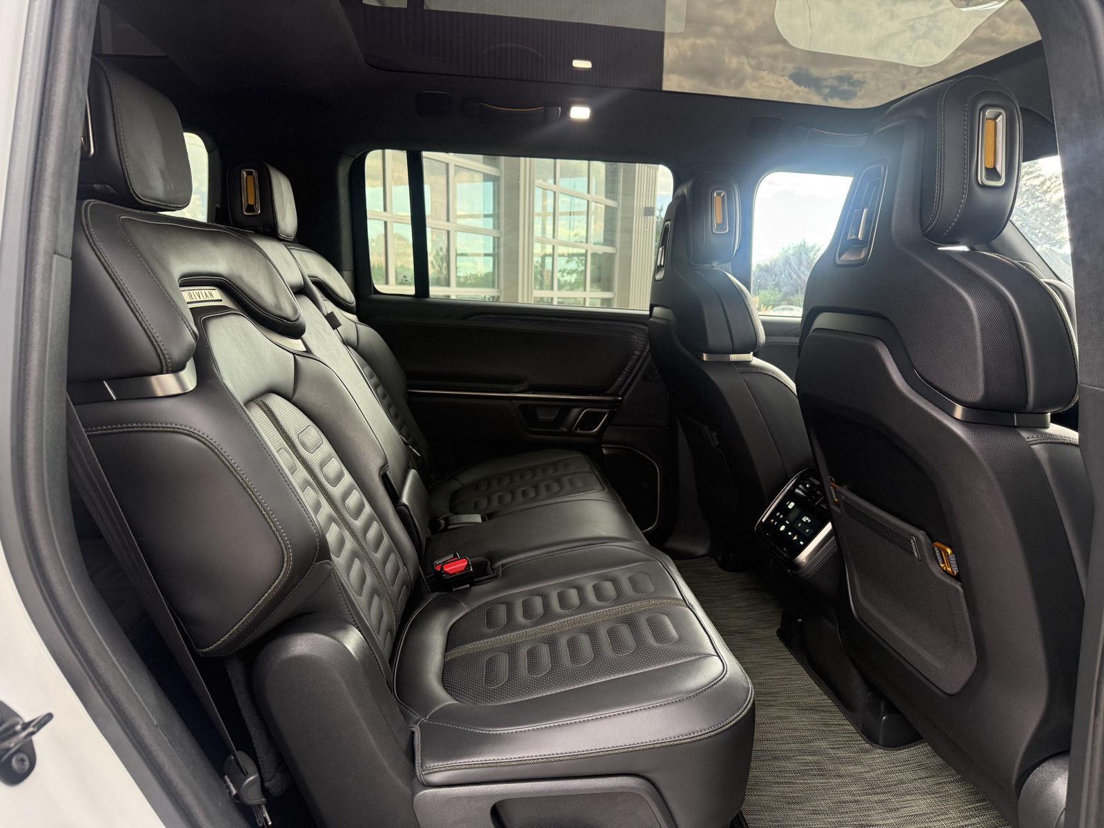 2023 Rivian R1S Adventure - Photo 21