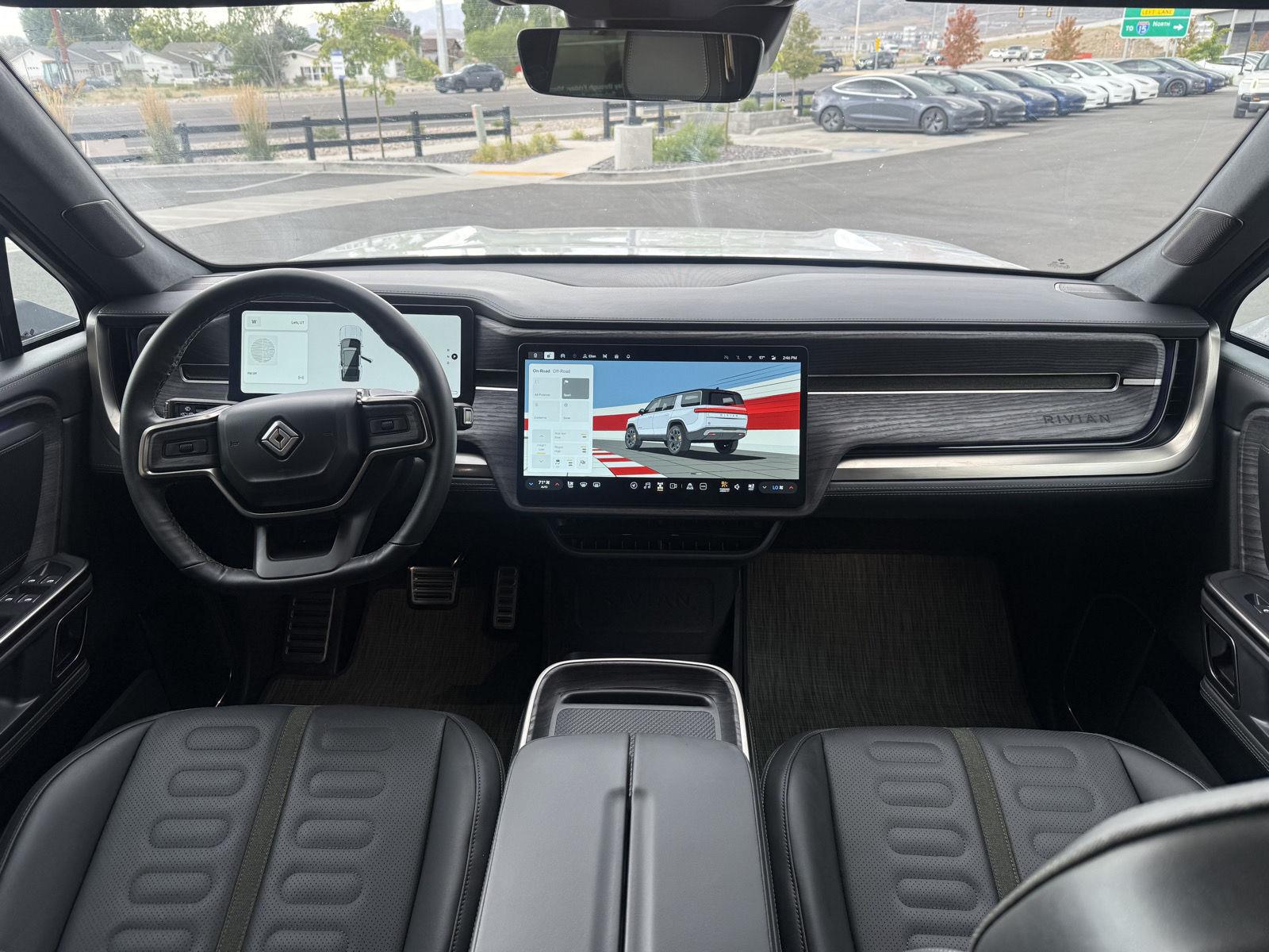 2023 Rivian R1S Adventure - Photo 22