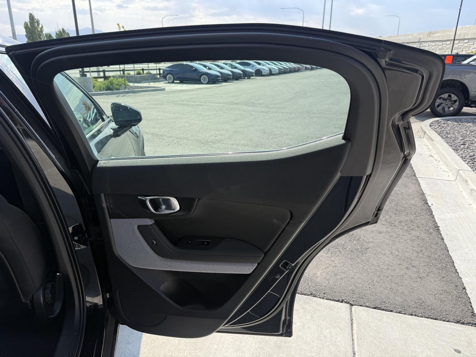 2022 Polestar 2 Base - Photo 18