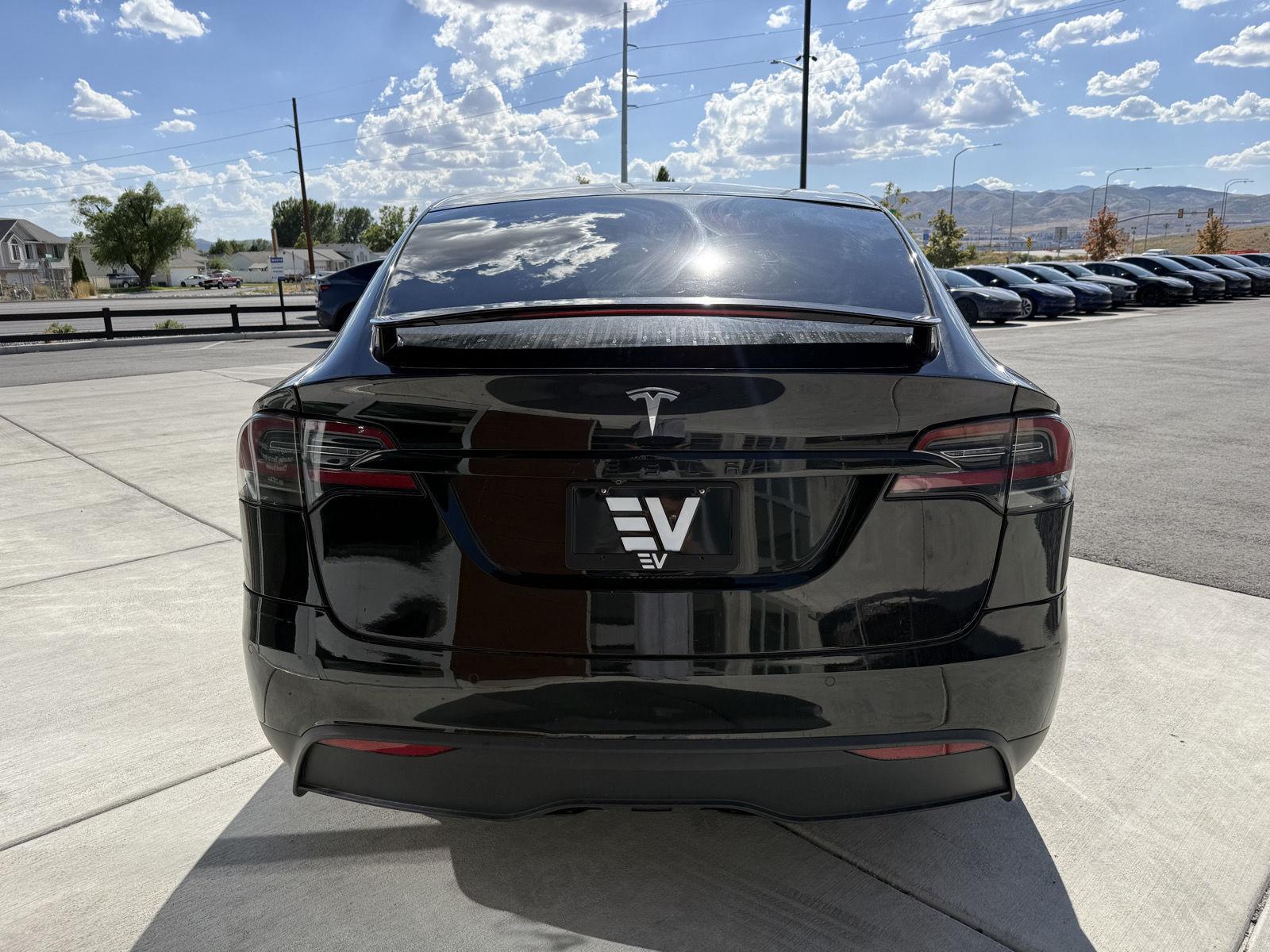 2022 Tesla Model X Plaid - Photo 7