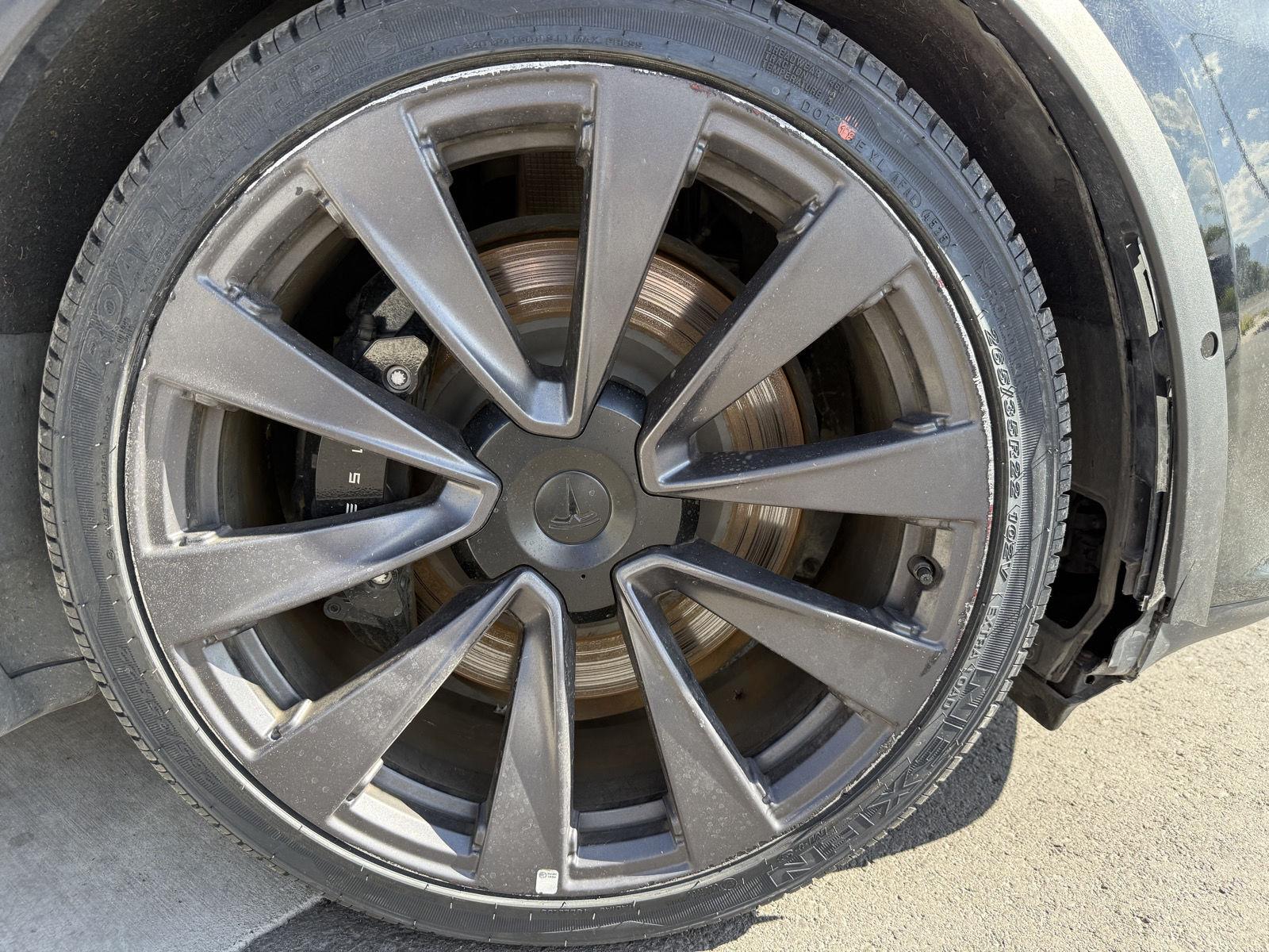 2022 Tesla Model X Plaid - Photo 10