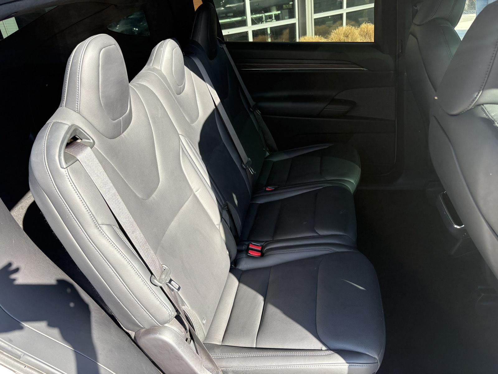 2022 Tesla Model X Long Range - Photo 20