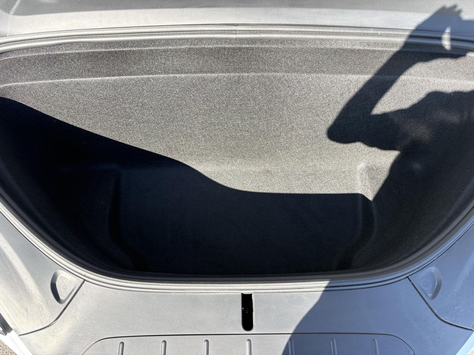 2022 Tesla Model X Long Range - Photo 24