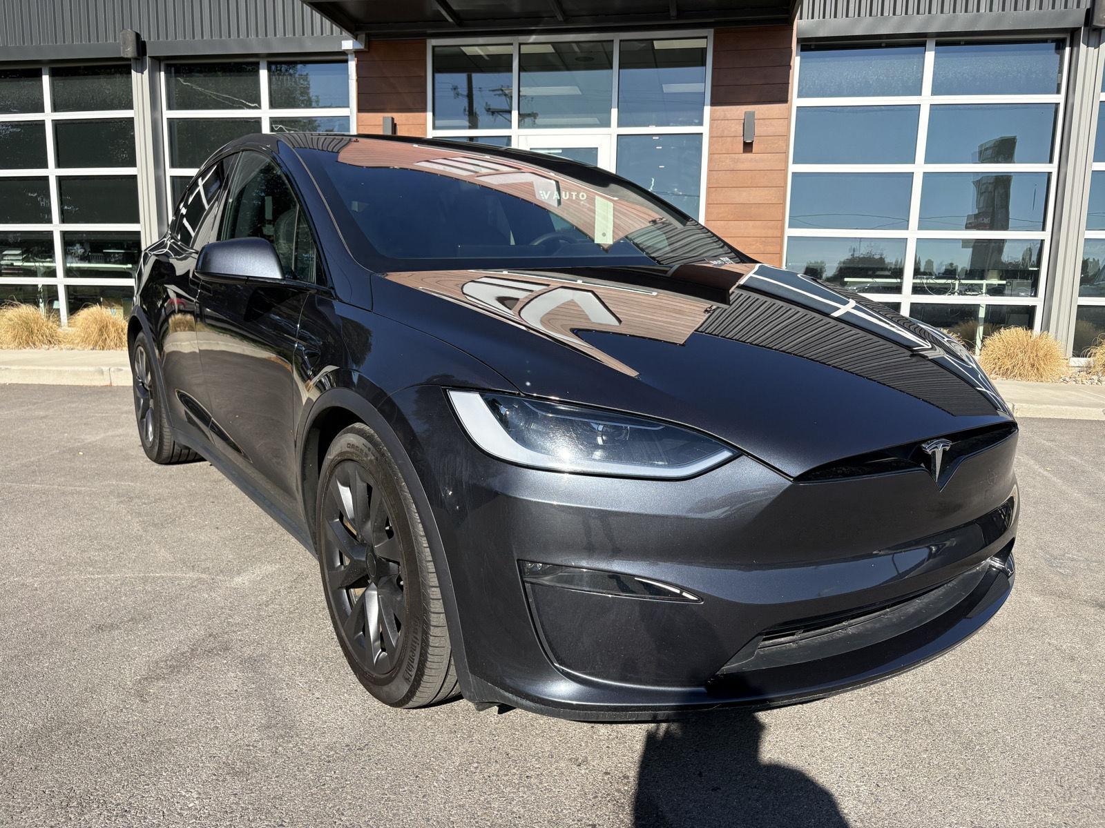 2024 Tesla Model X Long Range - Photo 2