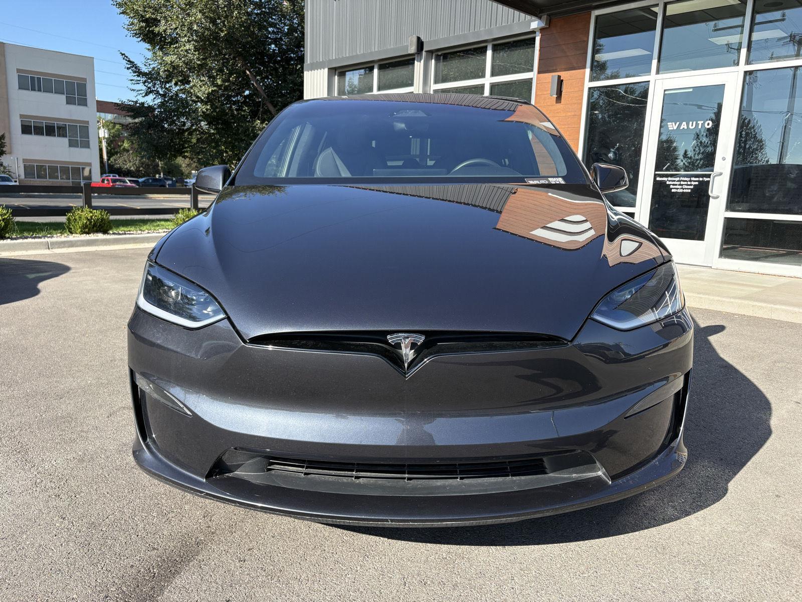2024 Tesla Model X Long Range - Photo 3