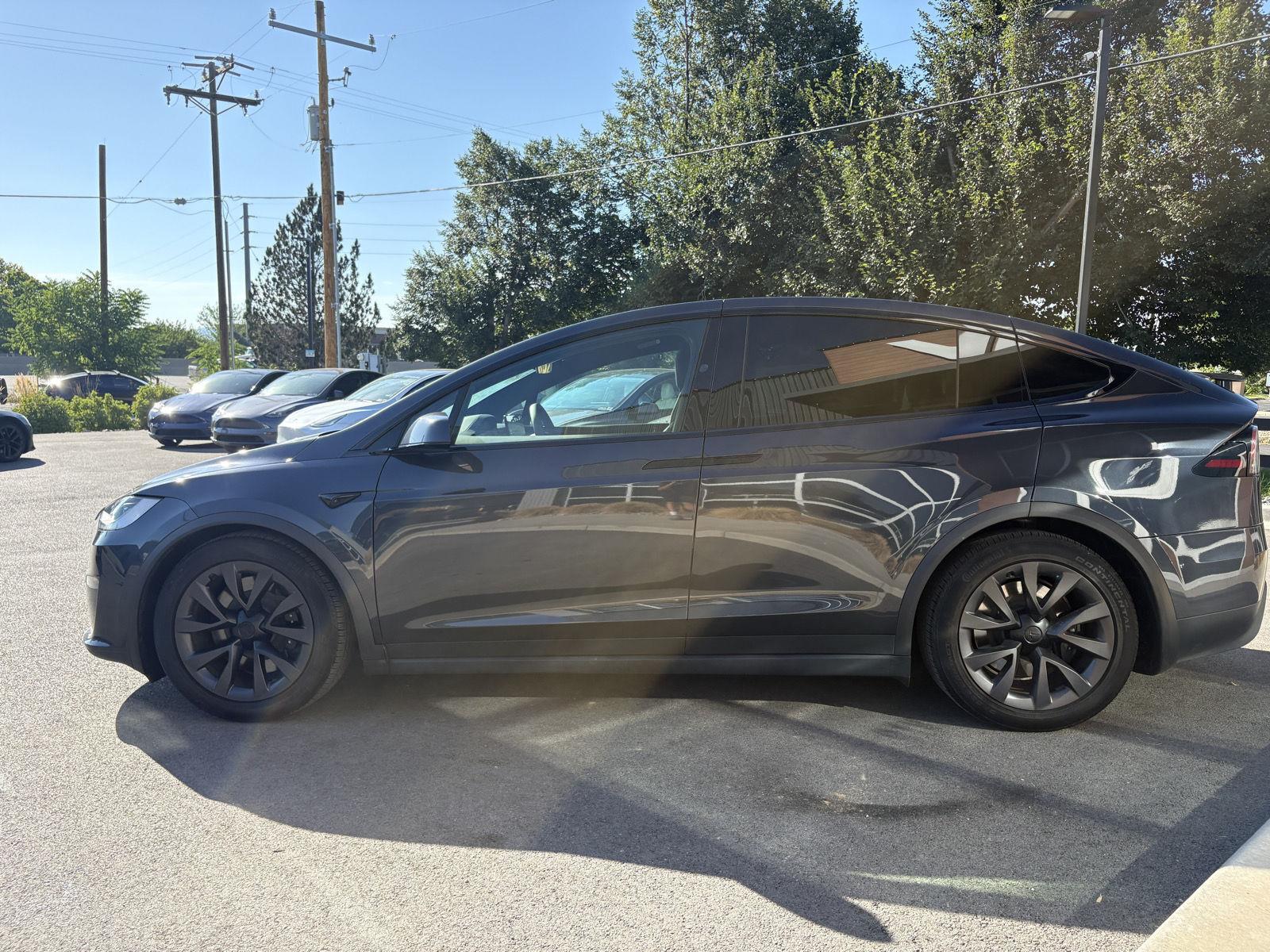 2024 Tesla Model X Long Range - Photo 5