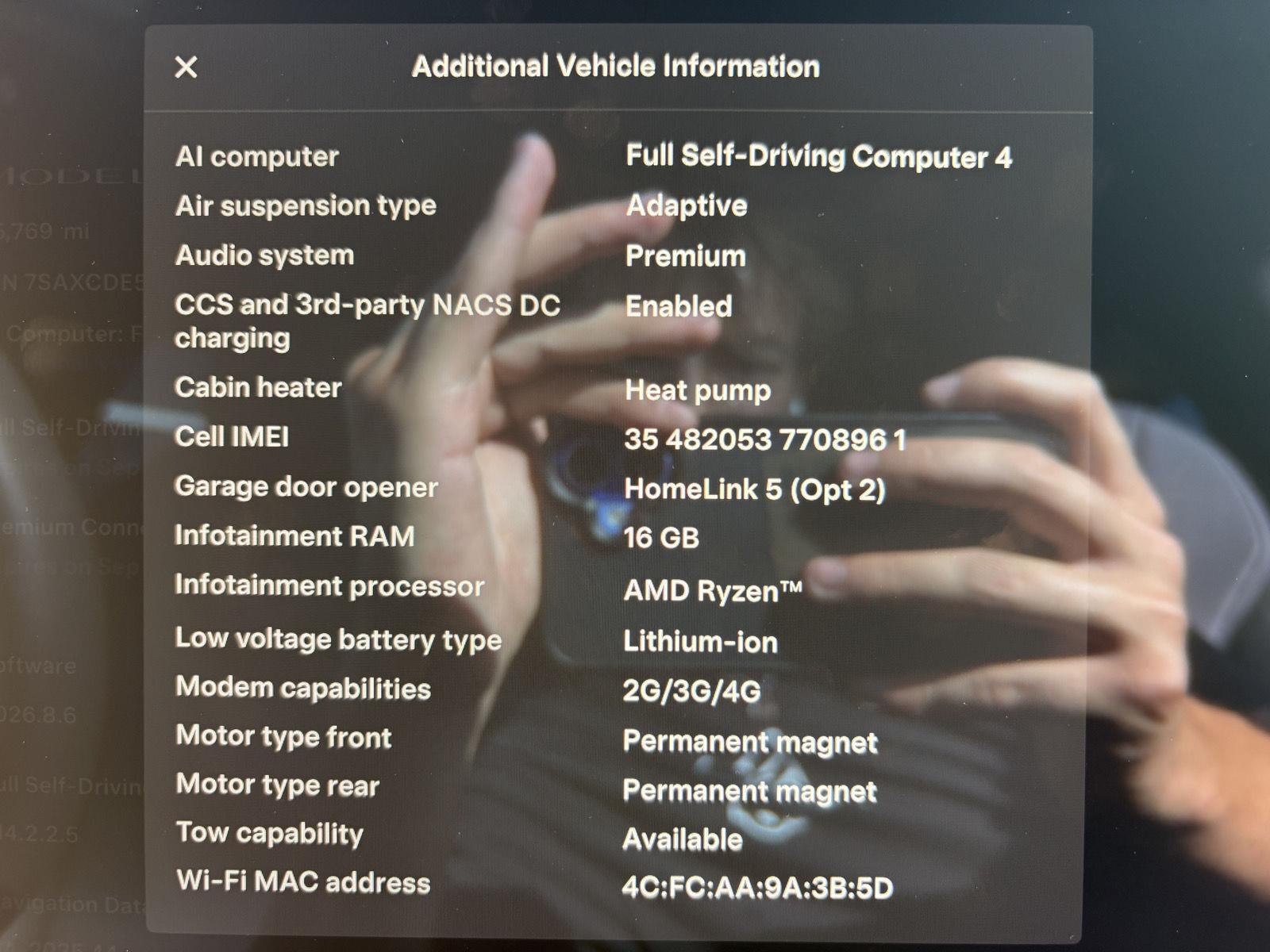 2024 Tesla Model X Long Range - Photo 12