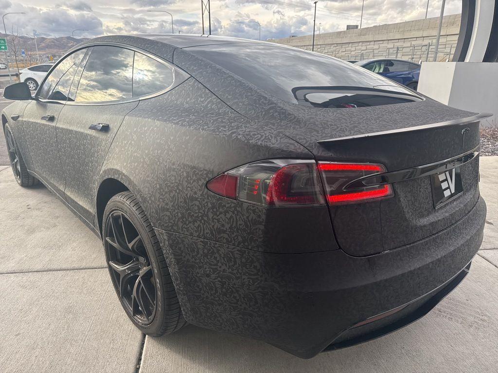 2021 Tesla Model S Plaid - Photo 6