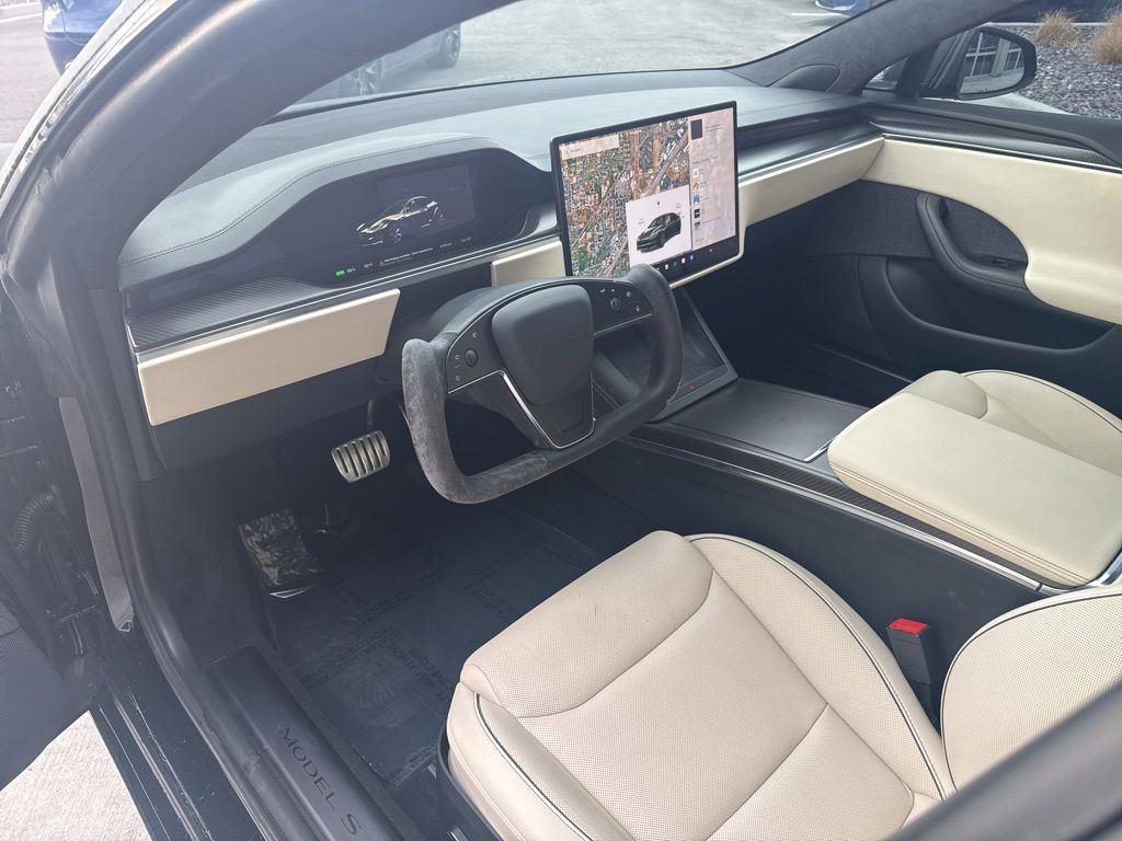 2021 Tesla Model S Plaid - Photo 12