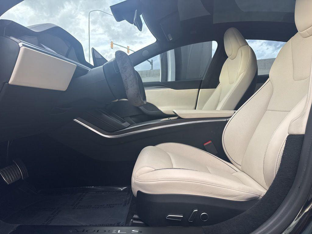 2021 Tesla Model S Plaid - Photo 13