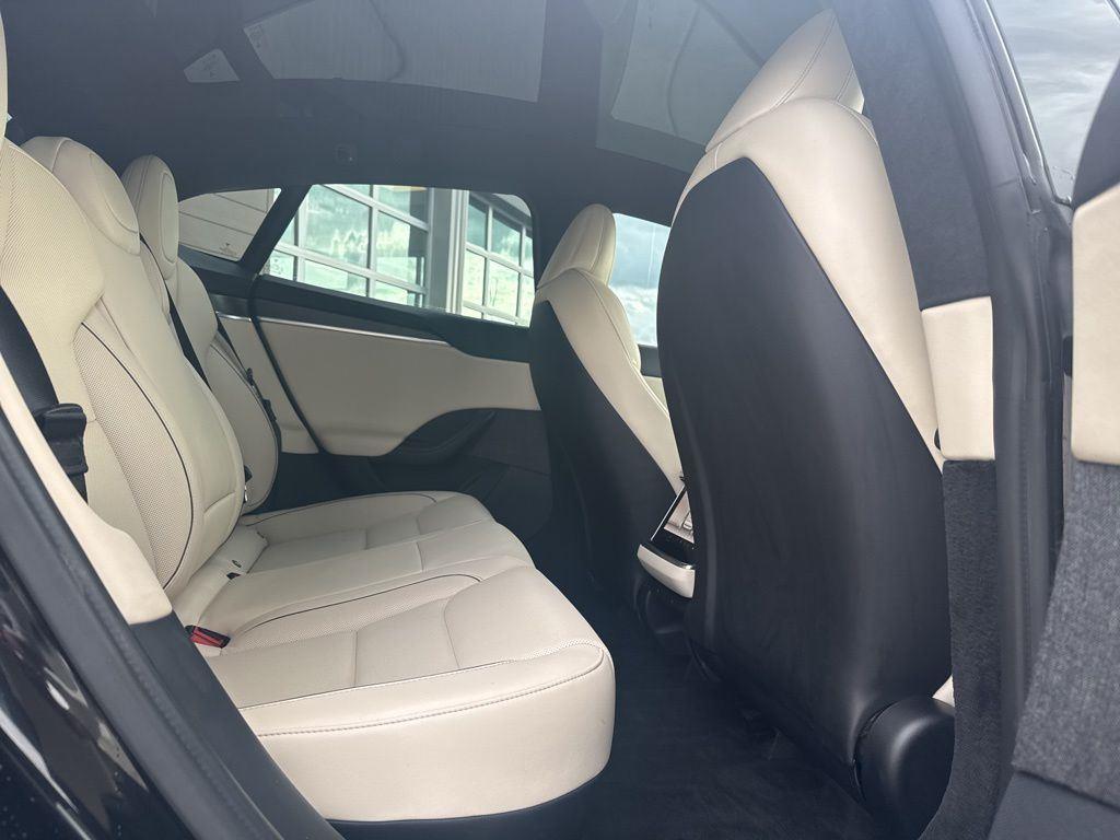2021 Tesla Model S Plaid - Photo 20