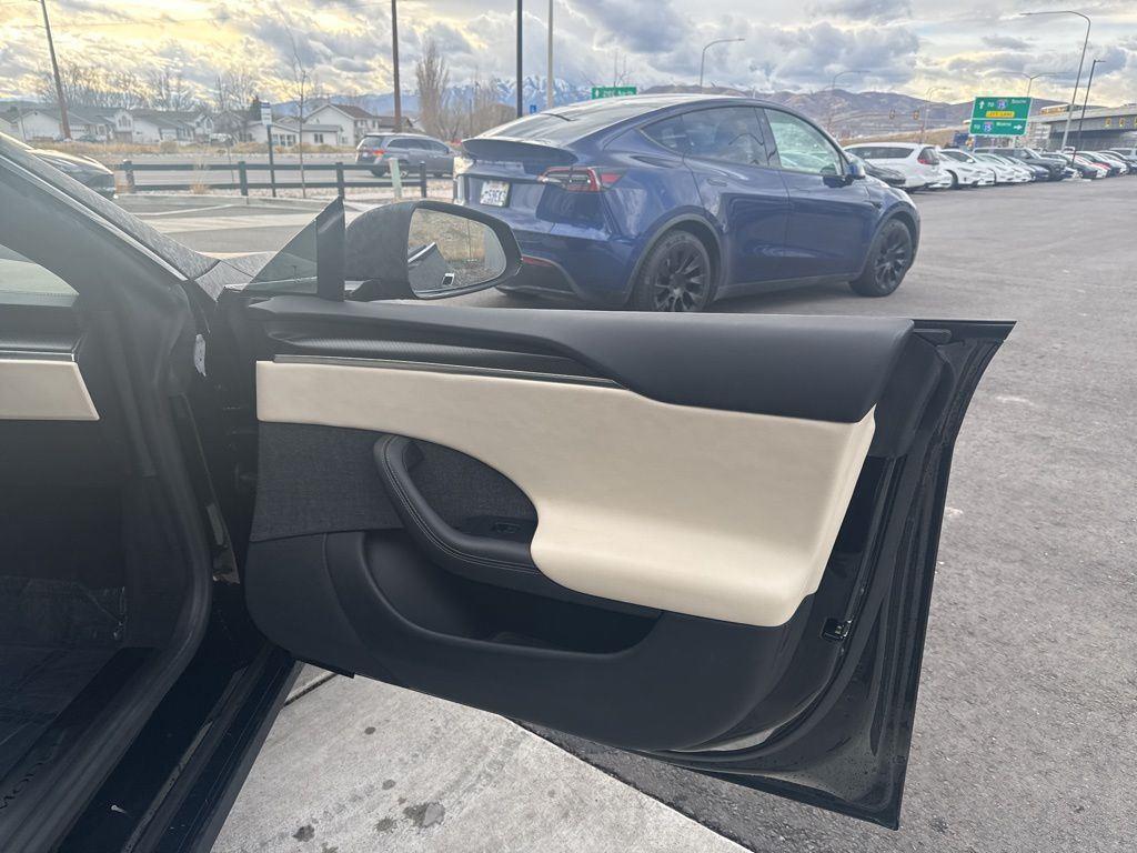 2021 Tesla Model S Plaid - Photo 22