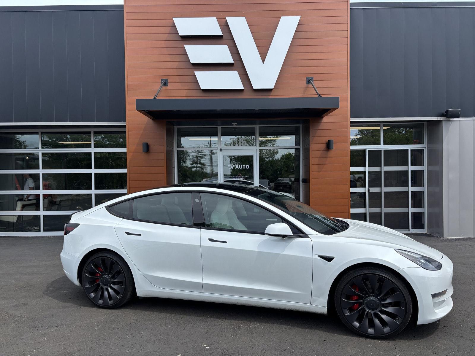 2021 Tesla Model 3 Performance Dual Motor All-Wheel Drive's photo