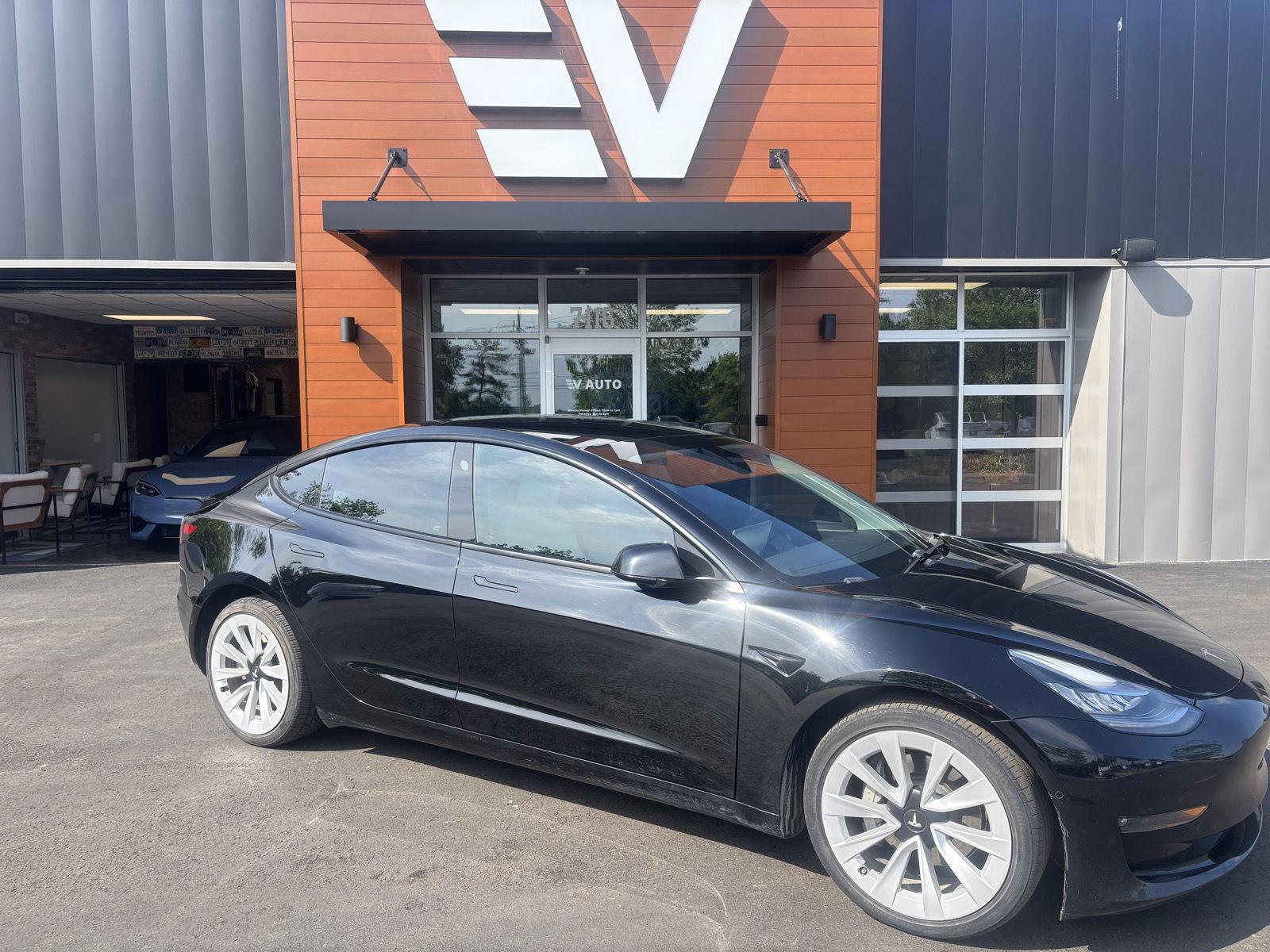 2021 Tesla Model 3 Long Range Dual Motor All-Wheel Drive's photo
