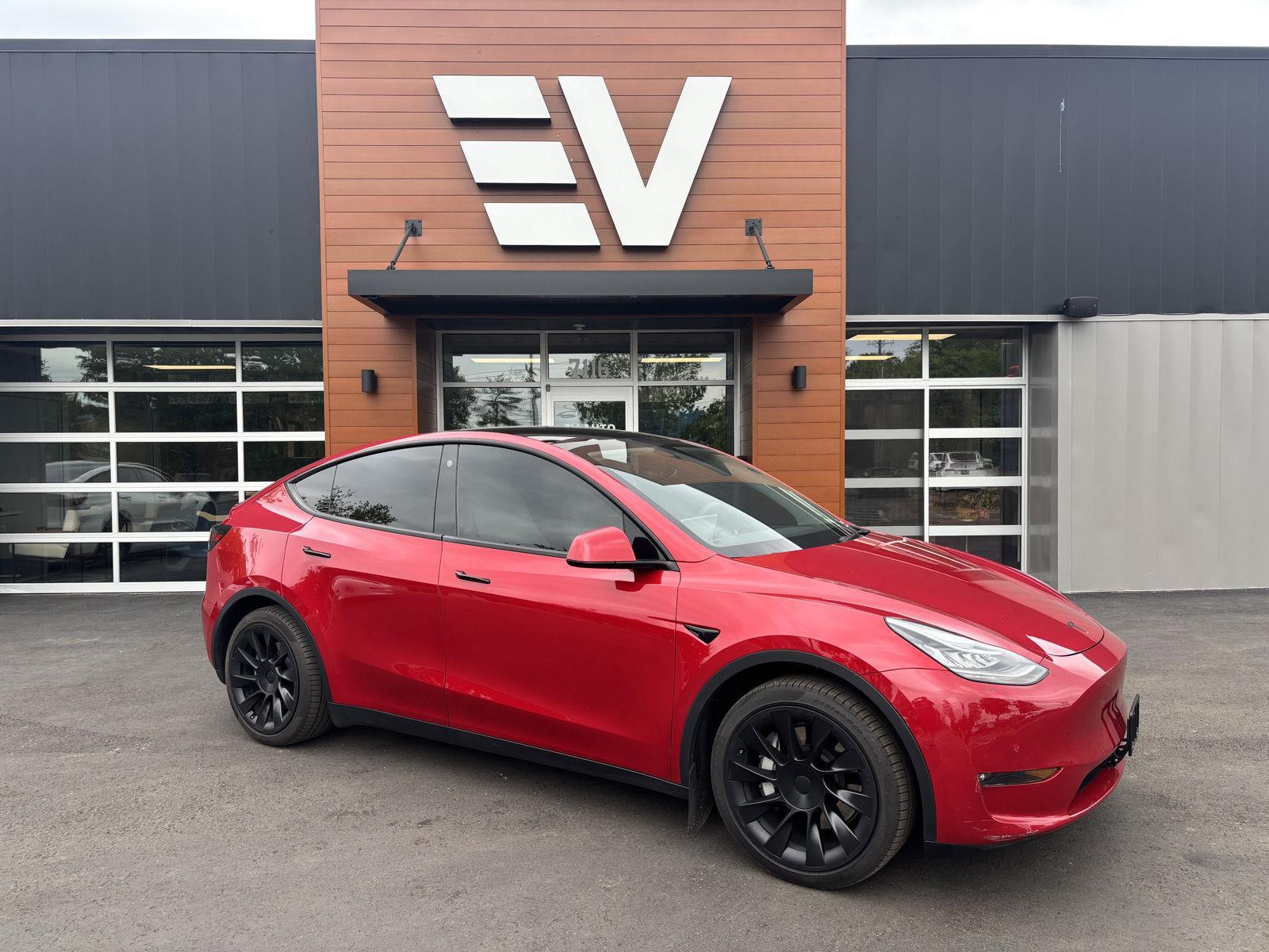 2021 Tesla Model Y Long Range Dual Motor All-Wheel Drive's photo