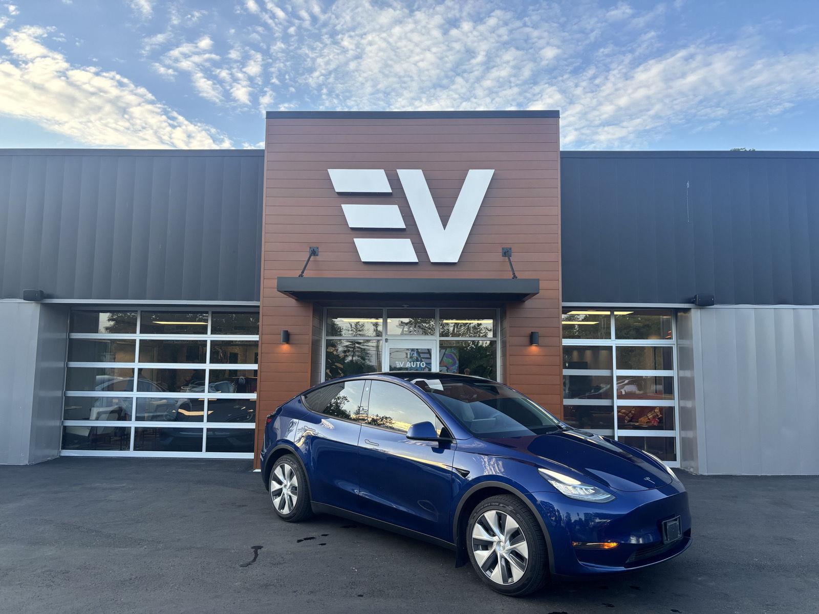2023 Tesla Model Y Long Range Dual Motor All-Wheel Drive's photo