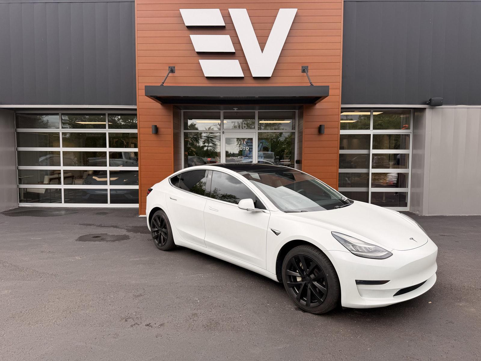 2018 Tesla Model 3 Long Range's photo