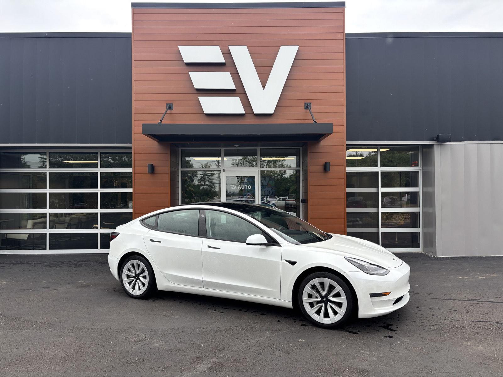 2021 Tesla Model 3 Long Range Dual Motor All-Wheel Drive's photo