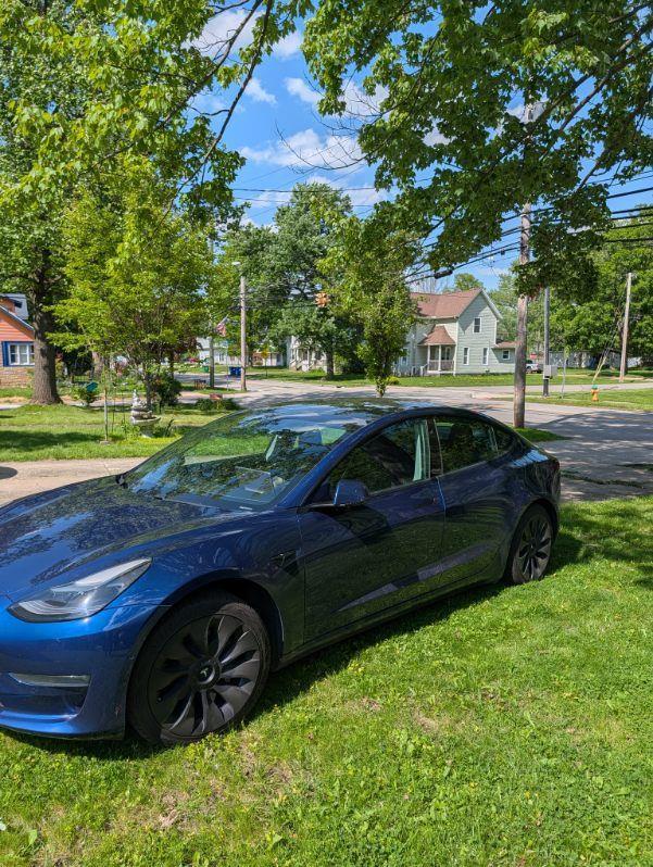 2021 Tesla Model 3 Long Range Dual Motor All-Wheel Drive's photo
