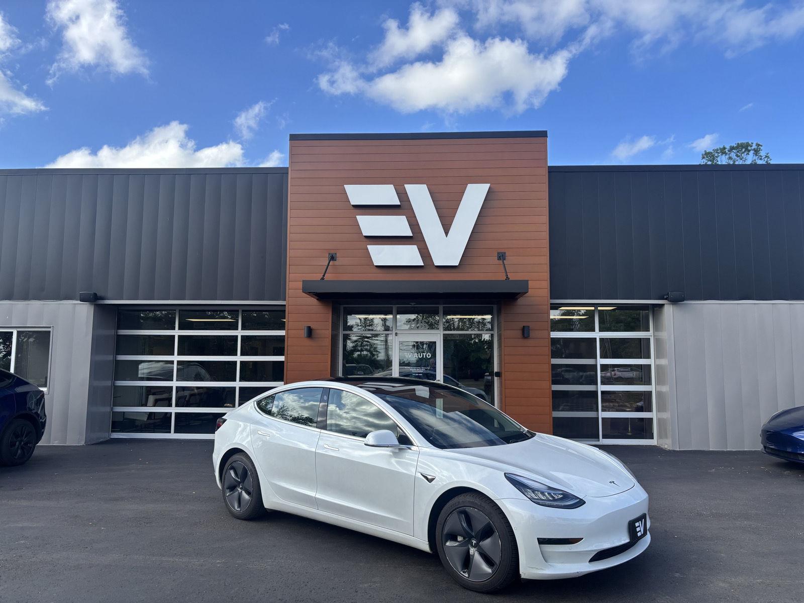 2020 Tesla Model 3 Long Range Dual Motor All-Wheel Drive's photo