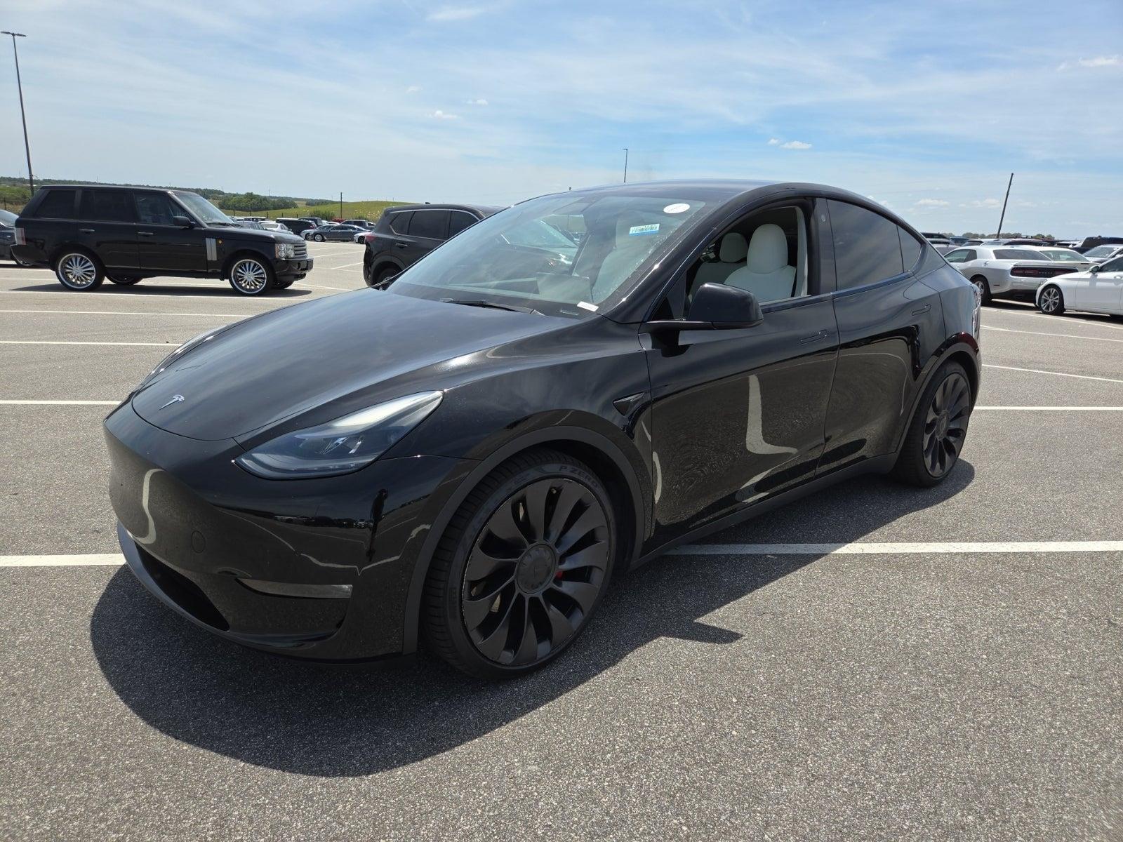 2022 Tesla Model Y Performance Dual Motor All-Wheel Drive's photo
