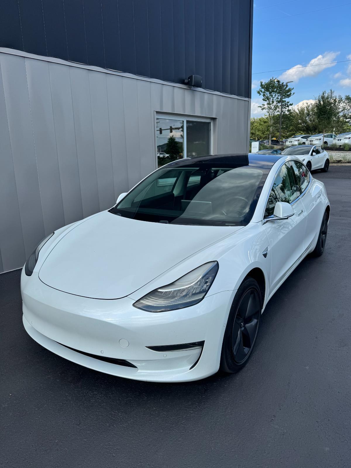 2018 Tesla Model 3 Long Range's photo