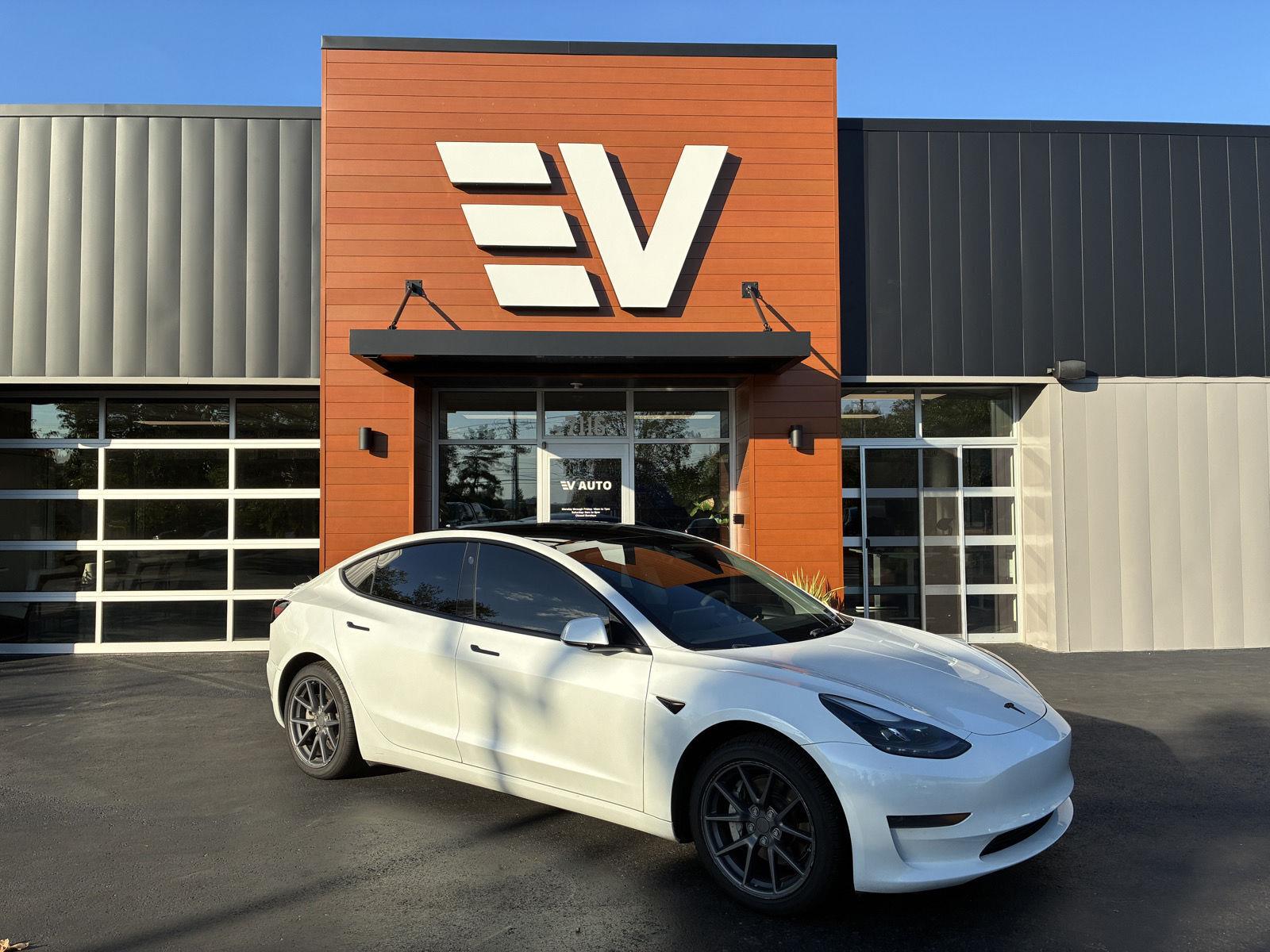 2023 Tesla Model 3 Base
