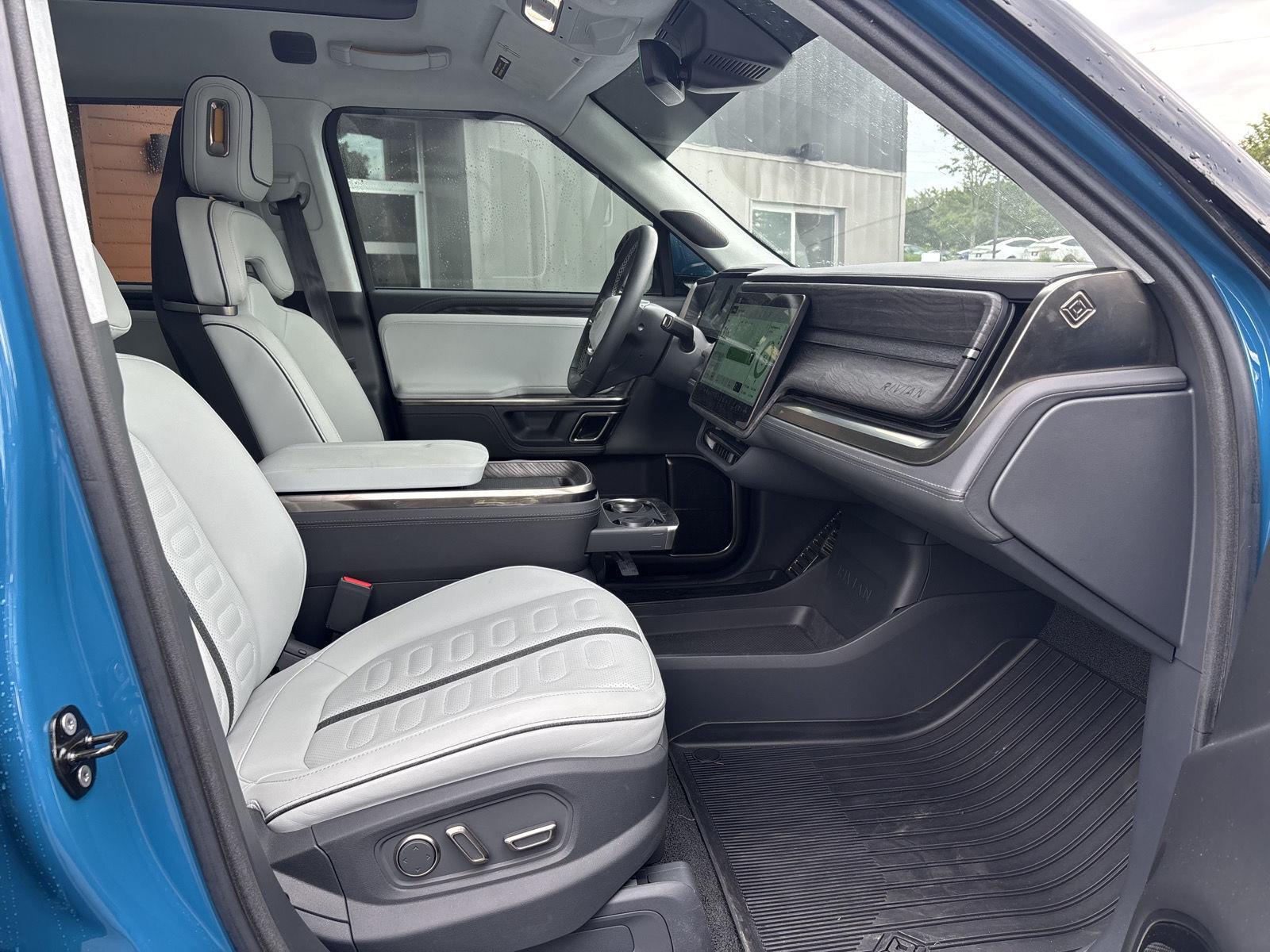 2022 Rivian R1T Adventure - Photo 17