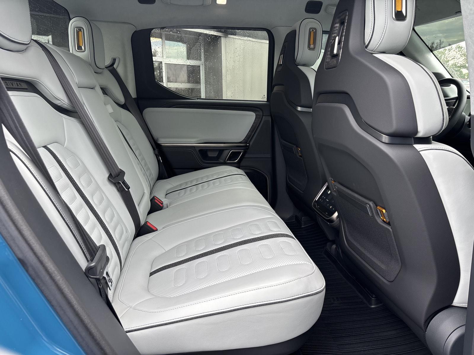 2022 Rivian R1T Adventure - Photo 20