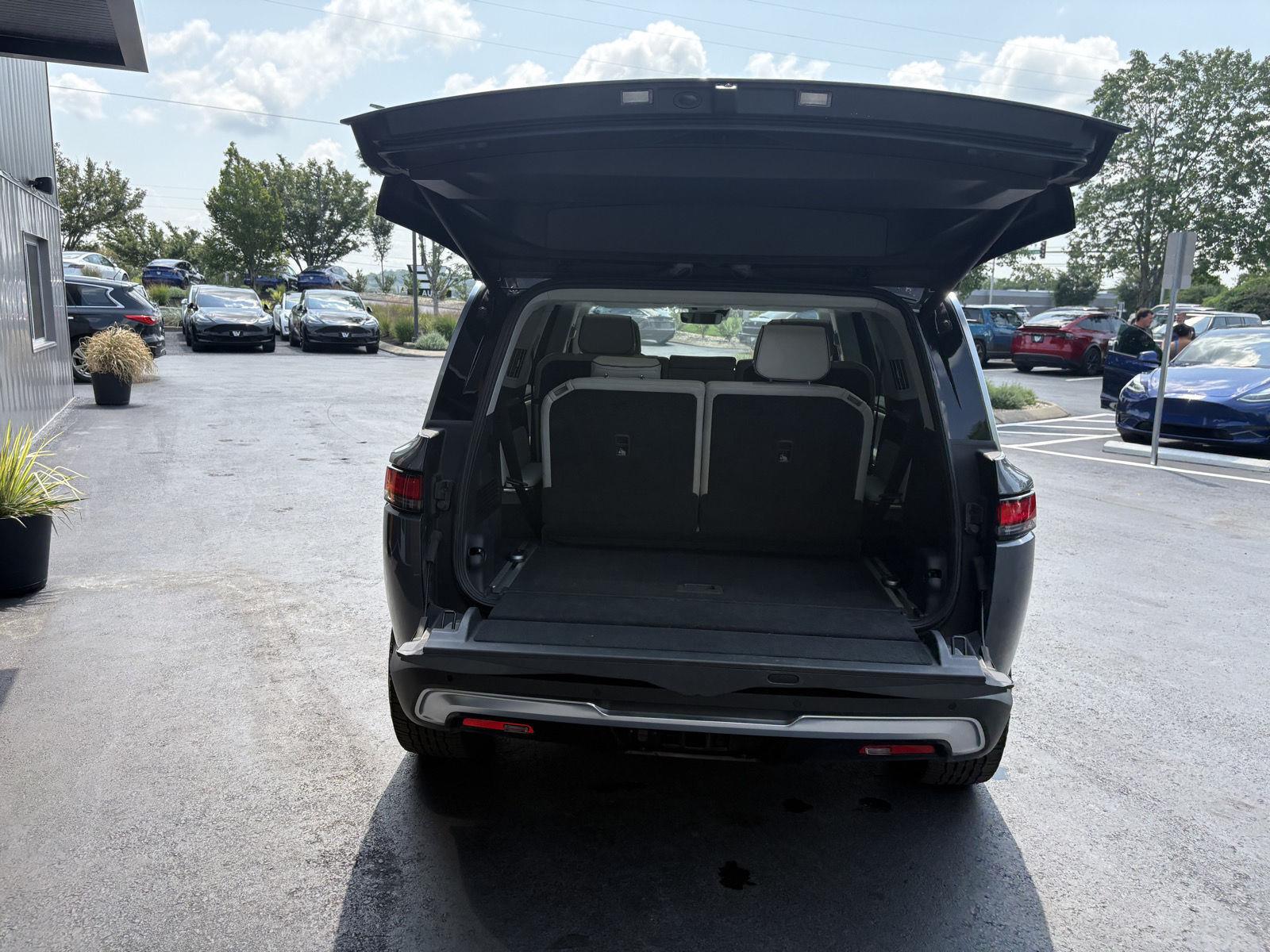 2023 Rivian R1S Adventure - Photo 10