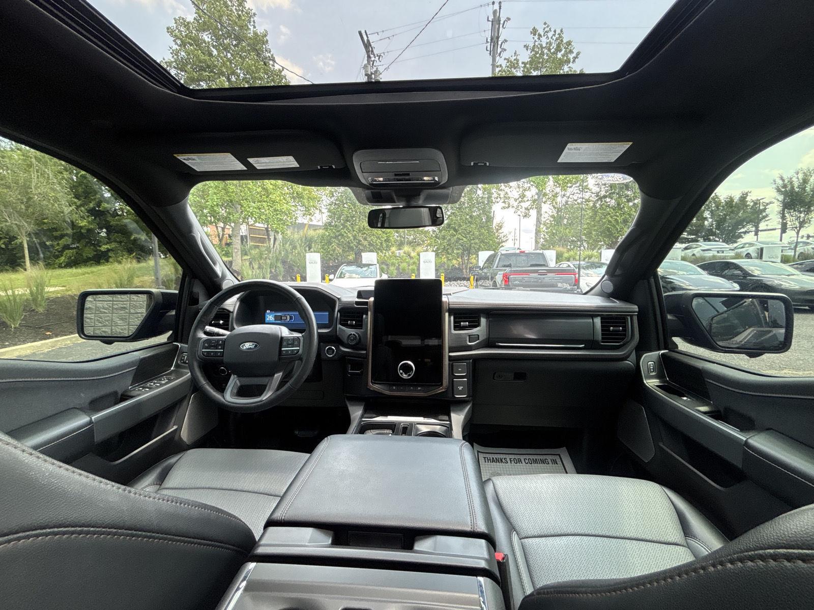 2024 Ford F-150 Lightning Lariat - Photo 16