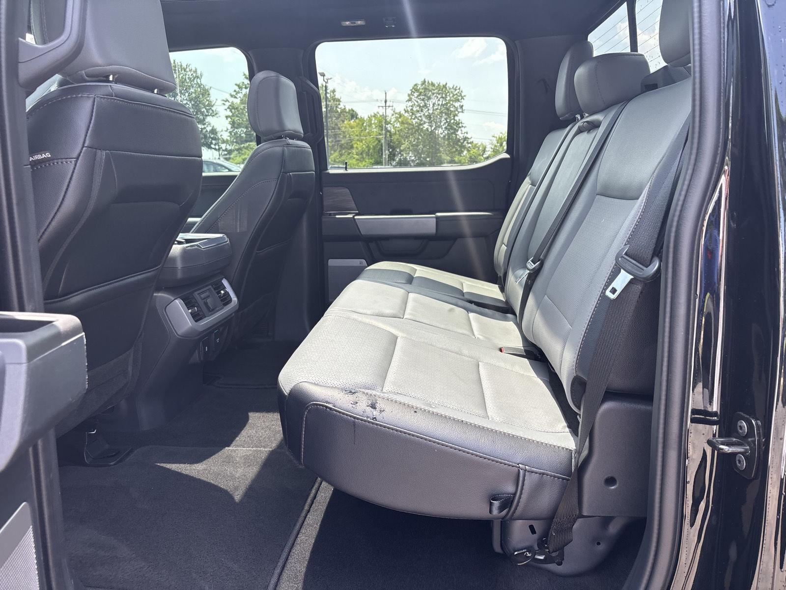 2024 Ford F-150 Lightning Lariat - Photo 22