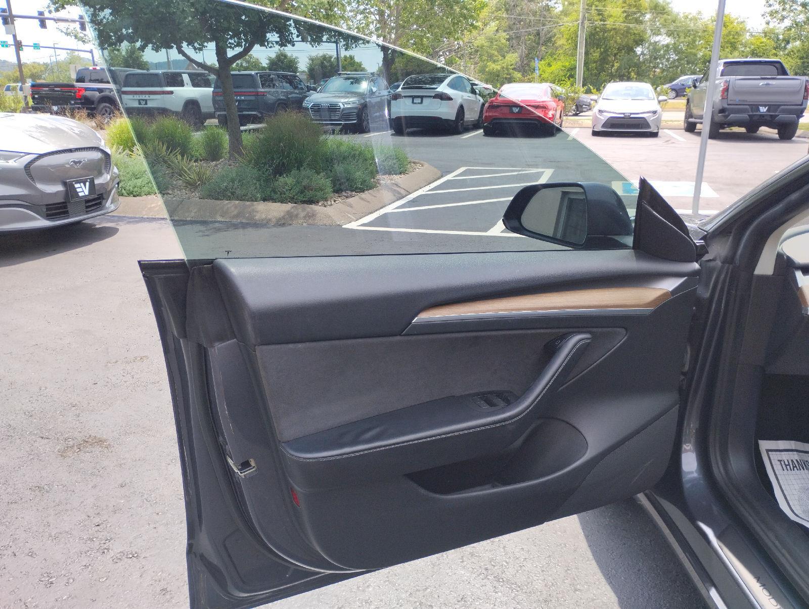 2021 Tesla Model 3 Base - Photo 10
