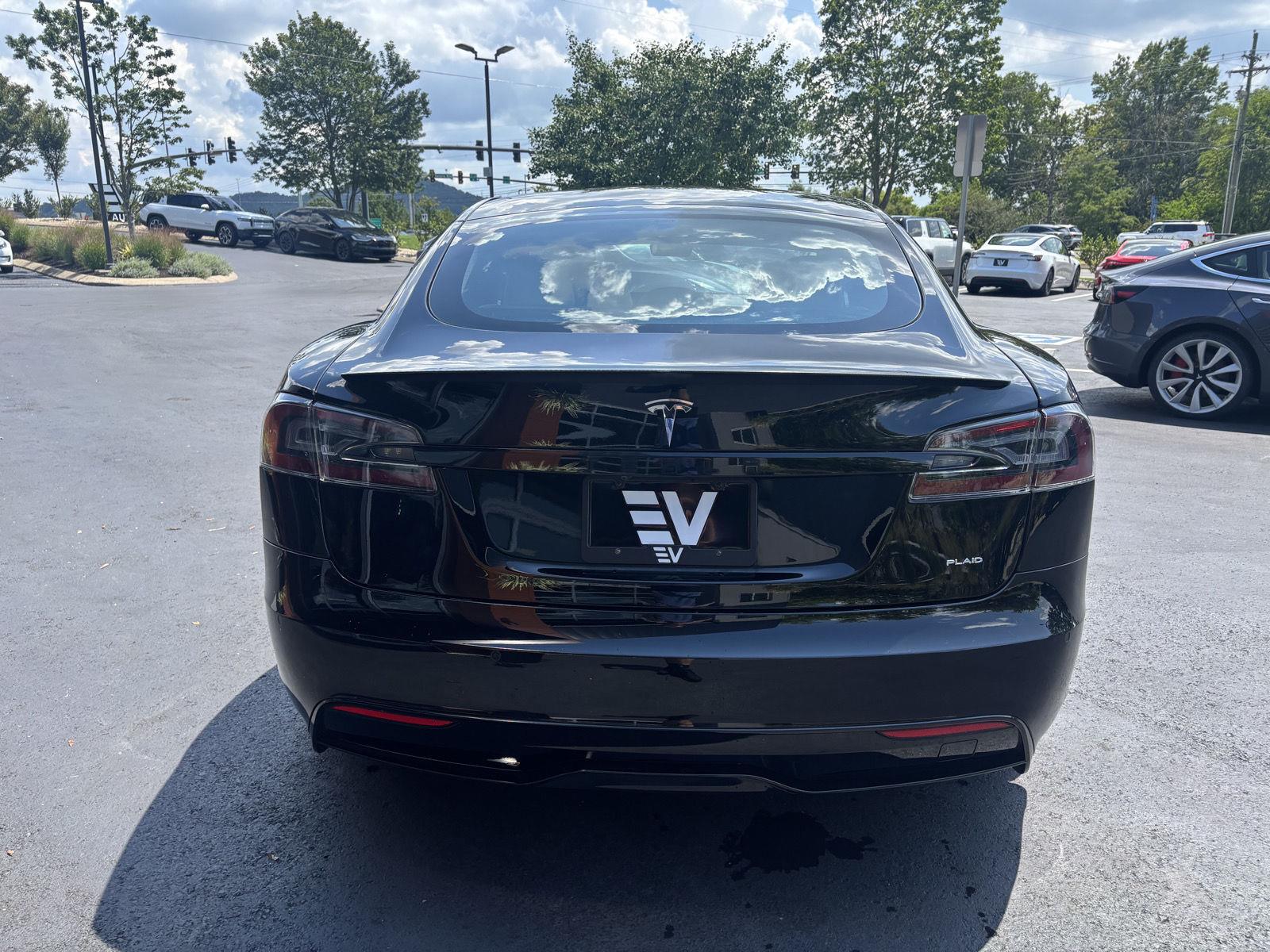 2021 Tesla Model S Plaid - Photo 8