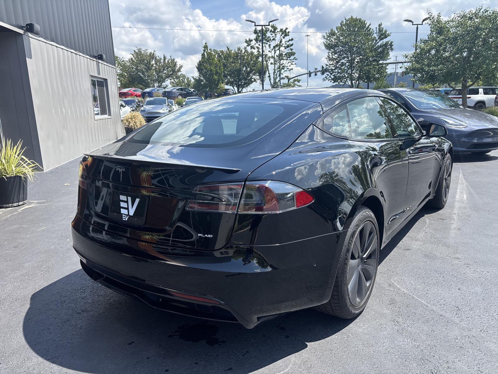 2021 Tesla Model S Plaid - Photo 9